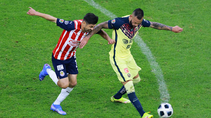 Oribe Peralta, Victor Aguilera